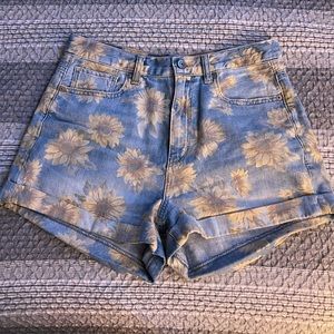 American Eagle Faded Sunflower Shorts